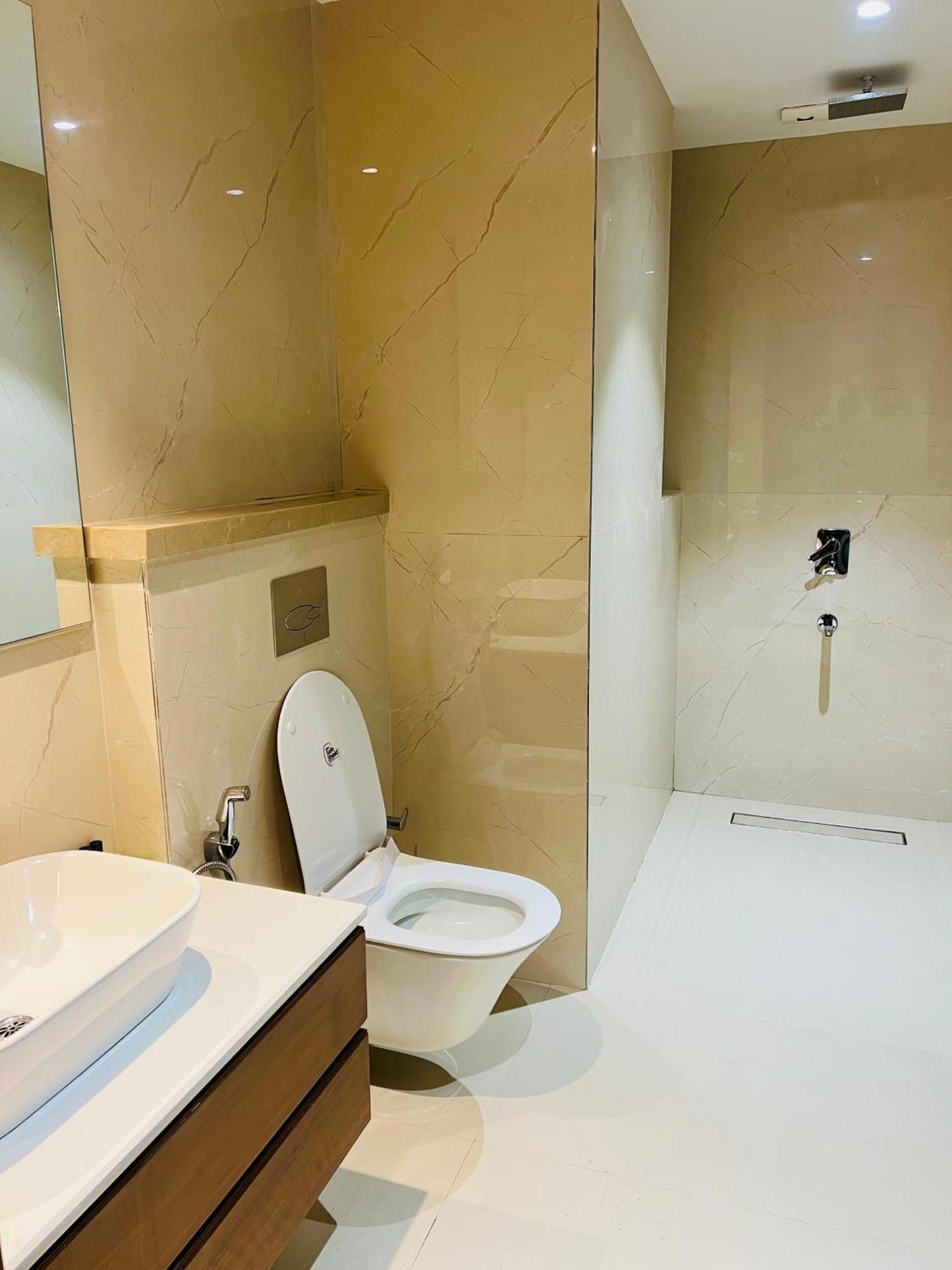 Hotel Bhoomivilas アーグラ エクステリア 写真